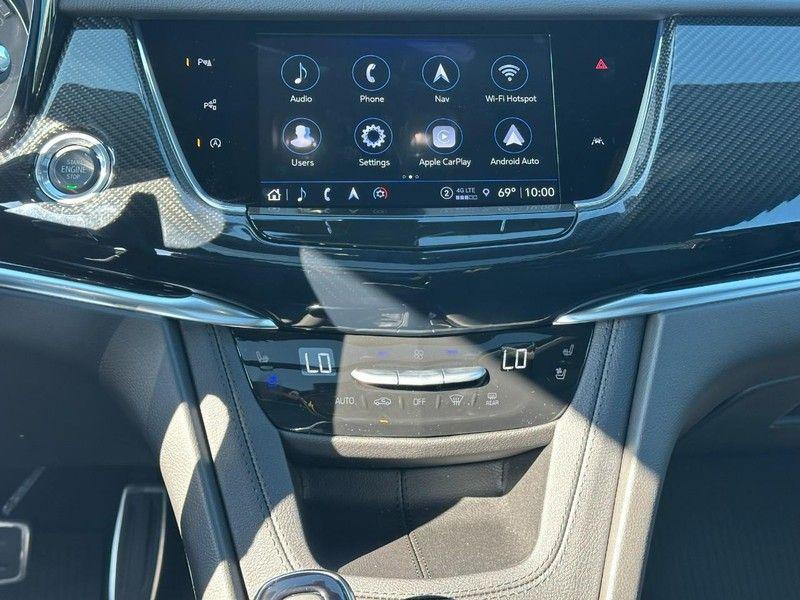 new 2025 Cadillac XT6 car