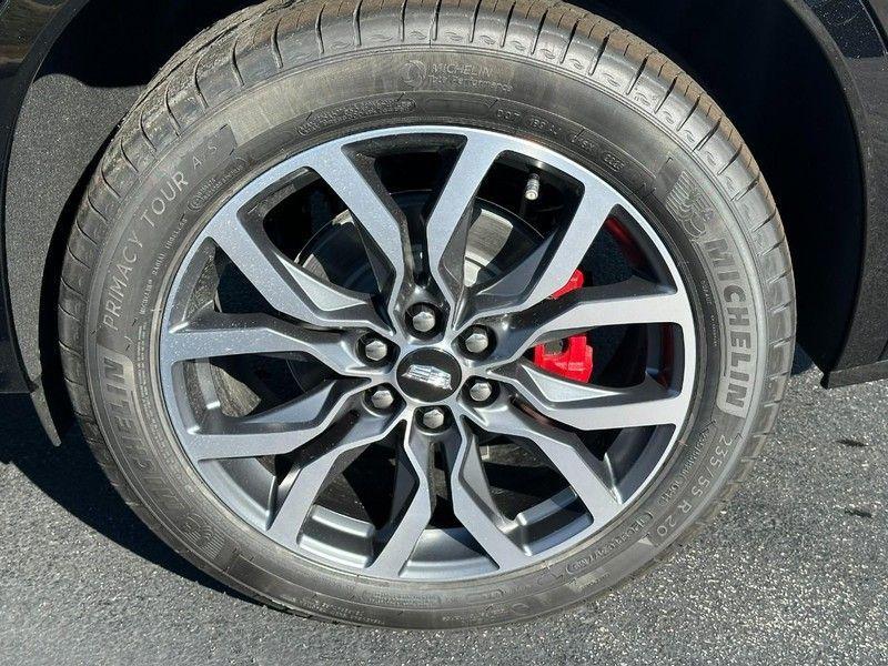 new 2025 Cadillac XT6 car