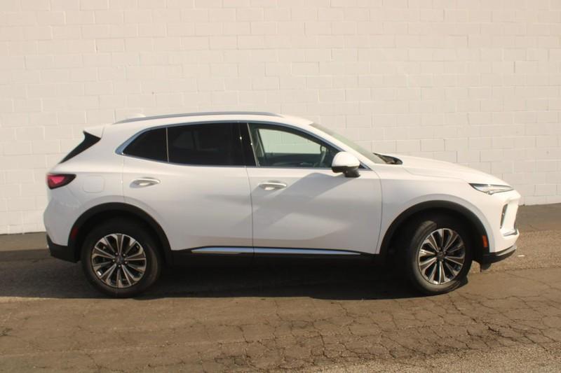 new 2025 Buick Envision car