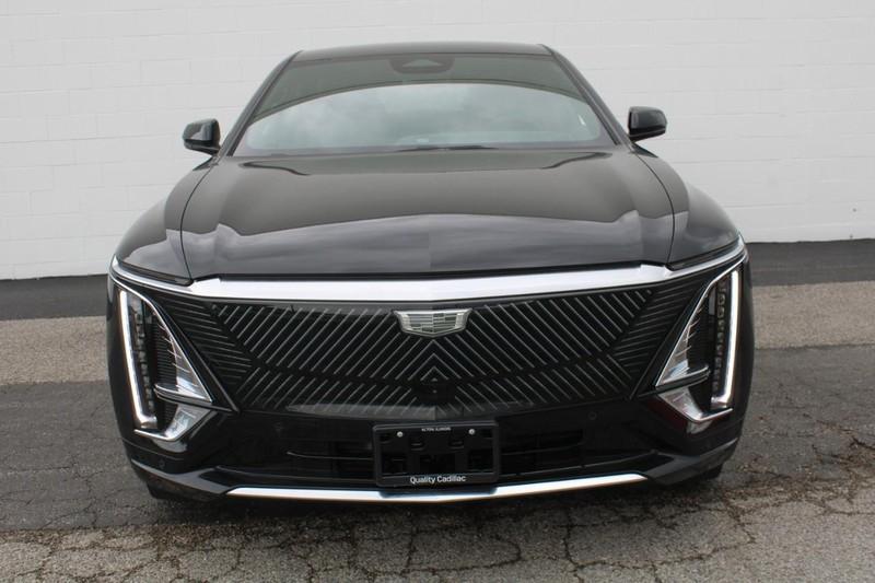 new 2024 Cadillac LYRIQ car