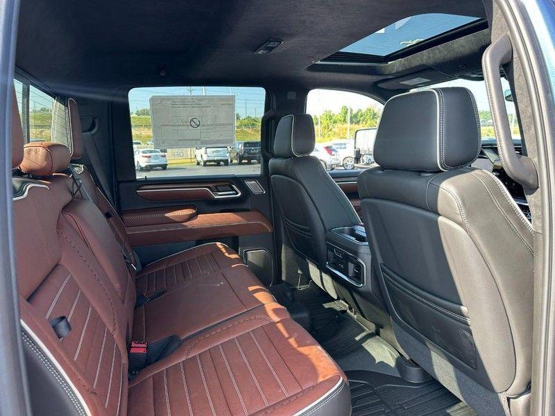 new 2025 GMC Sierra 3500 car