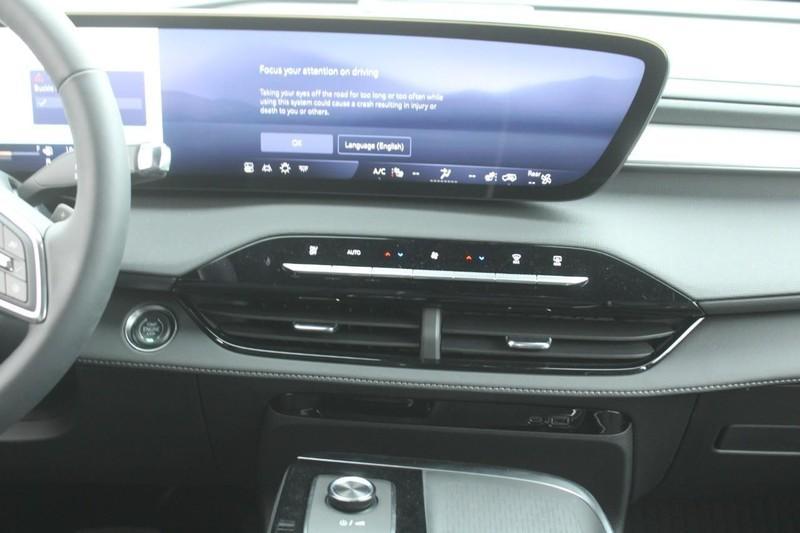 new 2025 Buick Enclave car