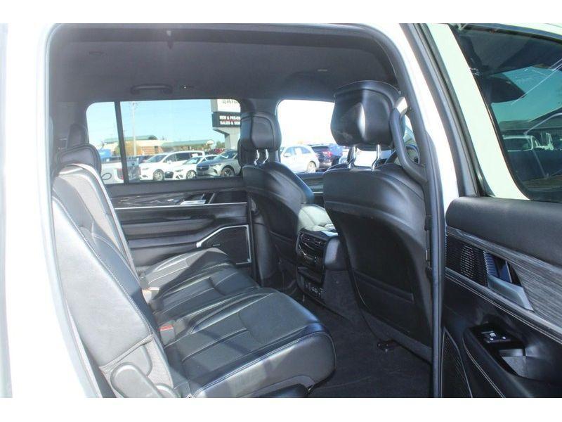 used 2022 Jeep Wagoneer car, priced at $45,995