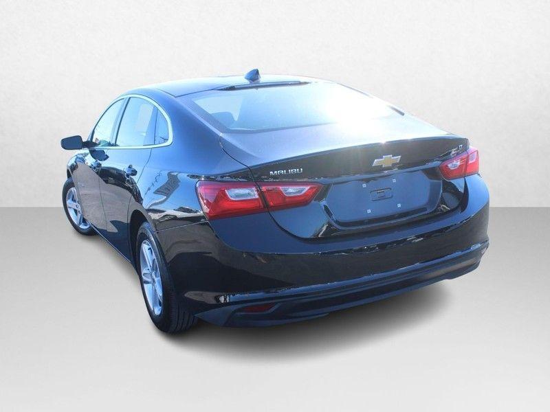 used 2024 Chevrolet Malibu car