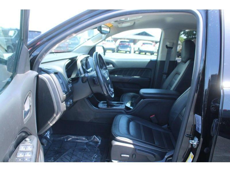 used 2022 GMC Canyon car, priced at $31,995