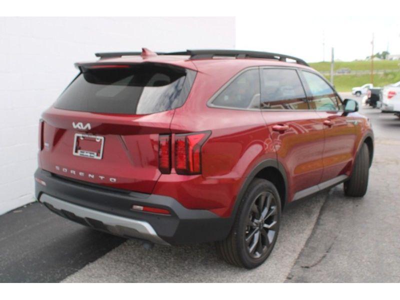 used 2022 Kia Sorento car, priced at $29,985