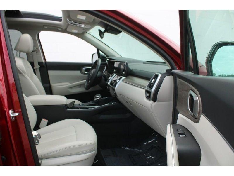 used 2022 Kia Sorento car, priced at $29,985