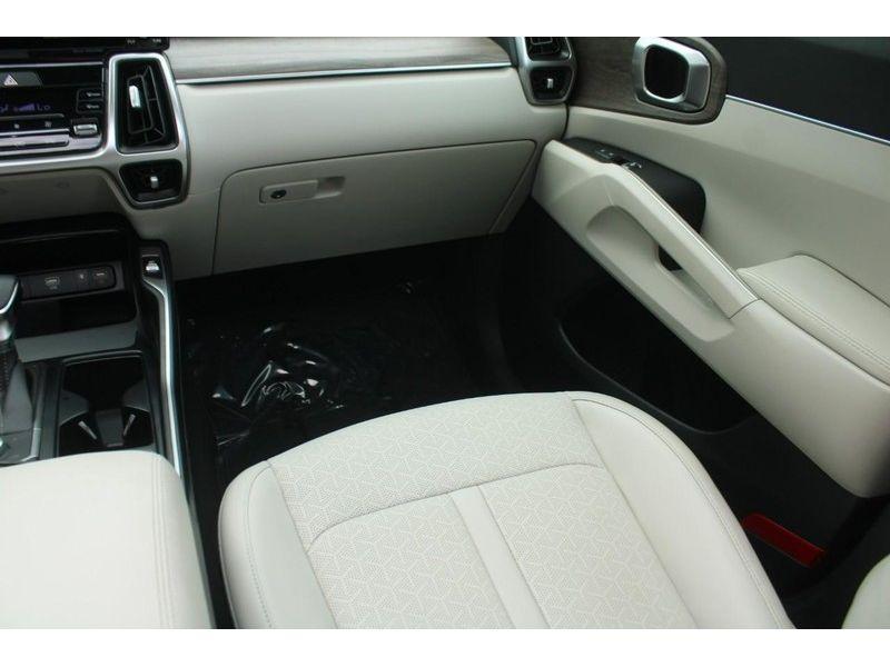 used 2022 Kia Sorento car, priced at $29,985
