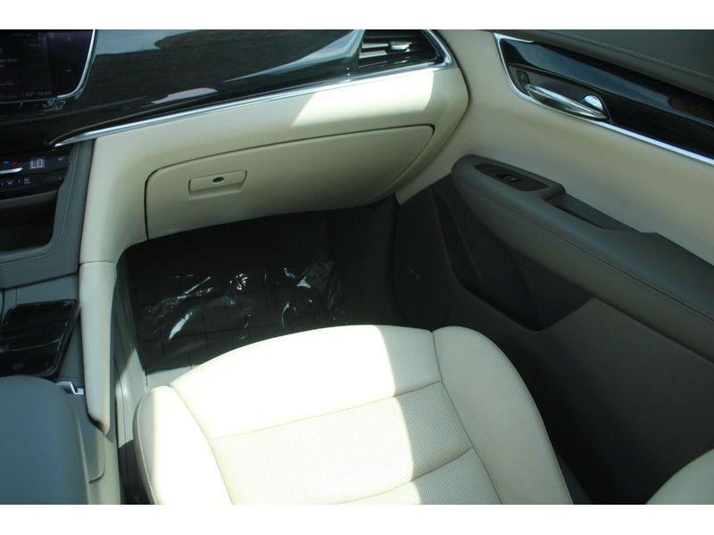 used 2020 Cadillac XT6 car, priced at $33,745