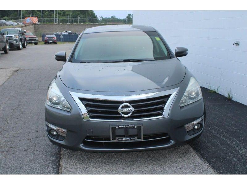 used 2014 Nissan Altima car