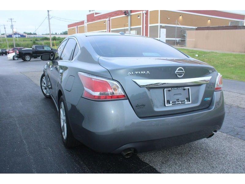 used 2014 Nissan Altima car