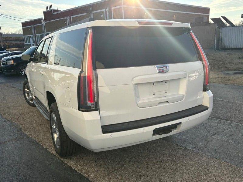 used 2018 Chevrolet Suburban car