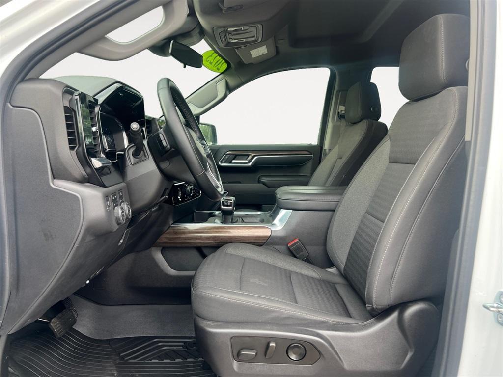 used 2023 Chevrolet Silverado 1500 car, priced at $48,995