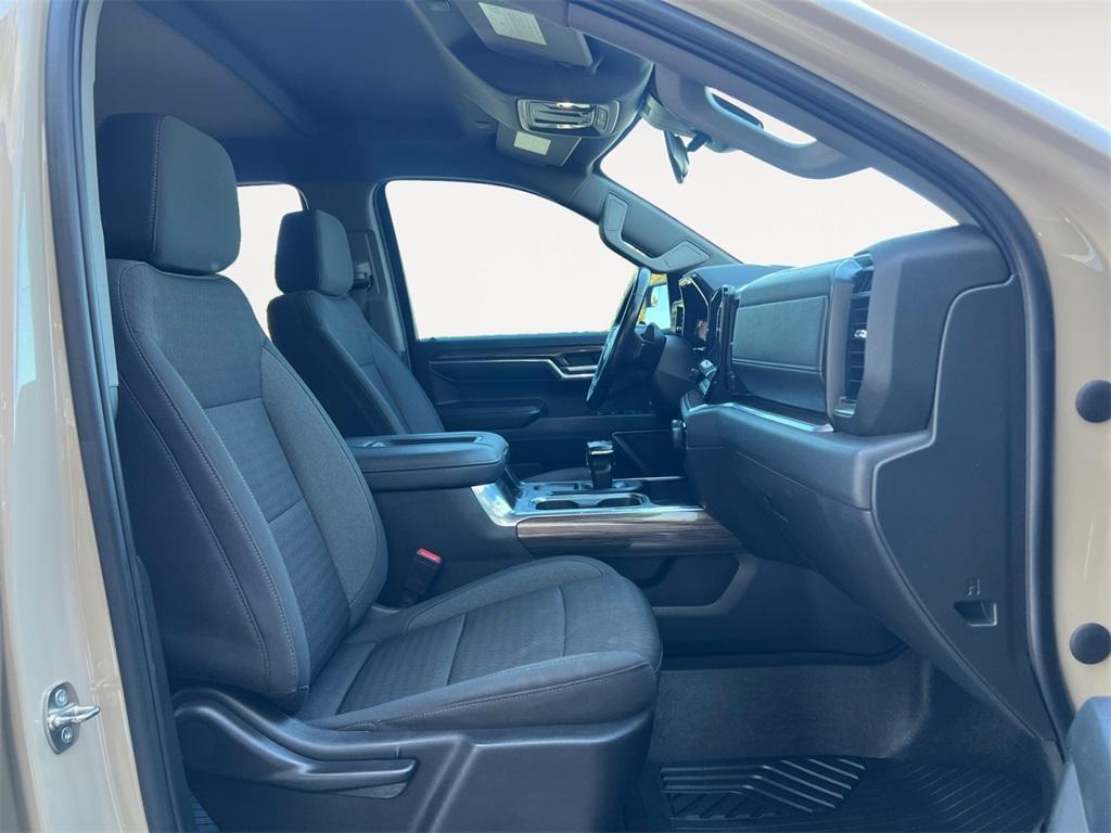 used 2022 Chevrolet Silverado 1500 car, priced at $40,995