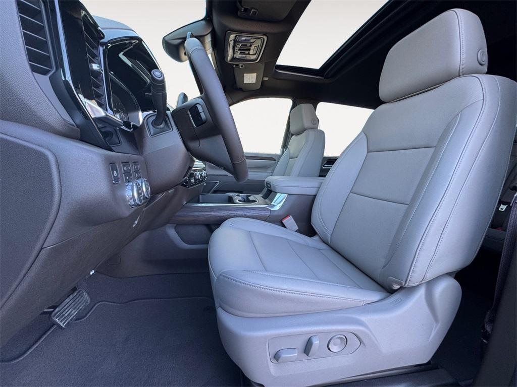 new 2026 GMC Sierra 2500 car, priced at $71,696