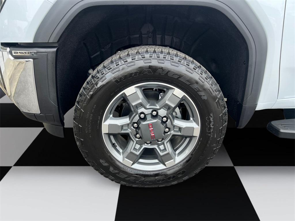 new 2026 GMC Sierra 2500 car, priced at $72,258