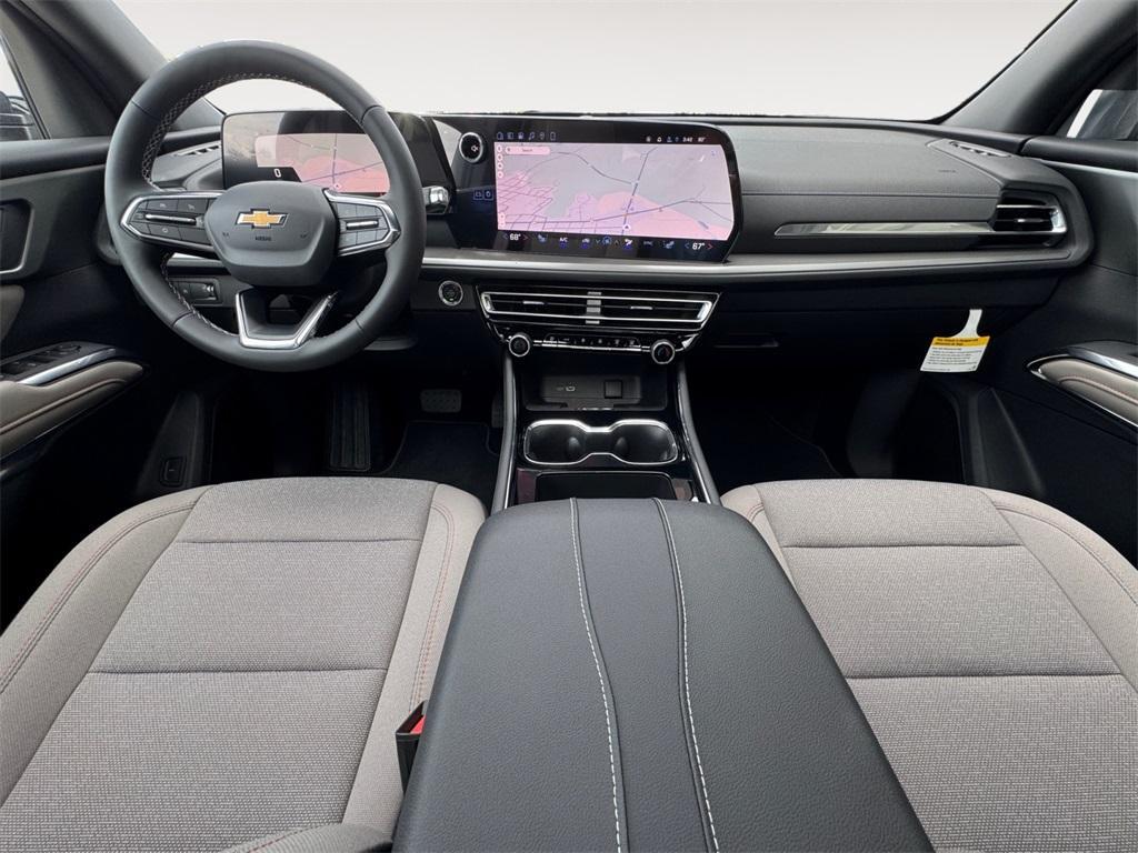 new 2026 Chevrolet Traverse car, priced at $42,422