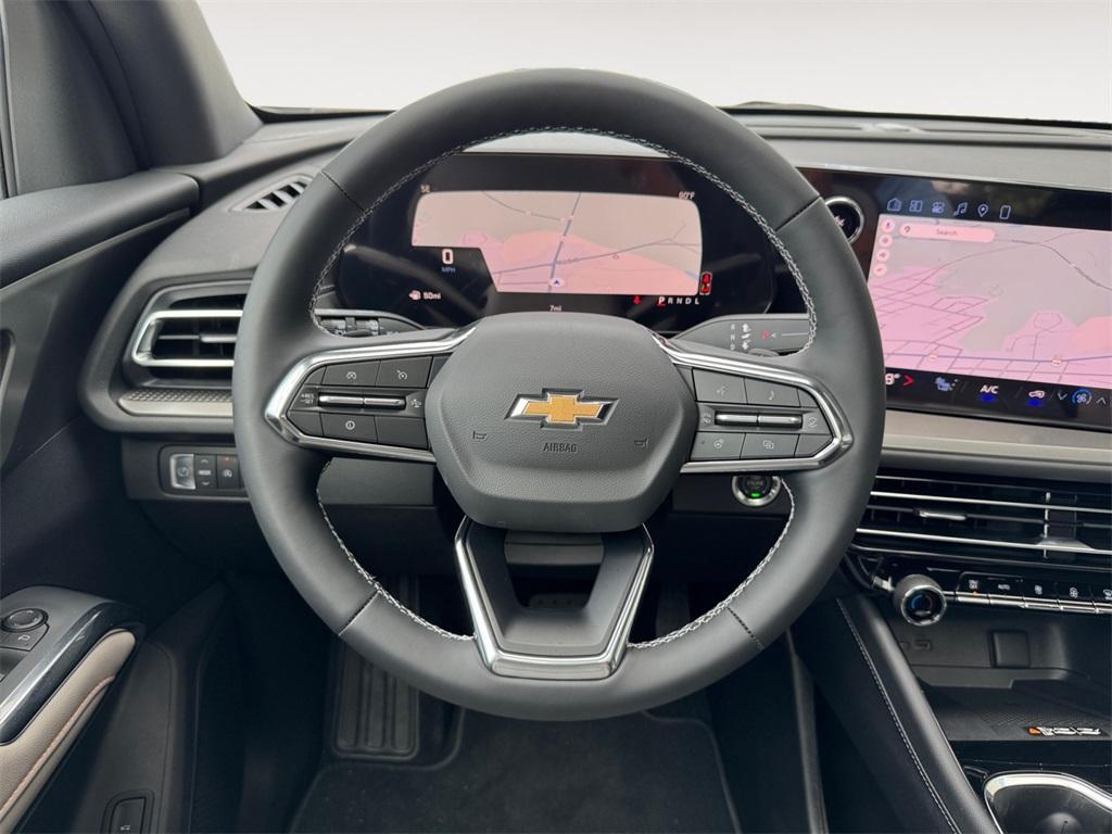 new 2026 Chevrolet Traverse car, priced at $42,422