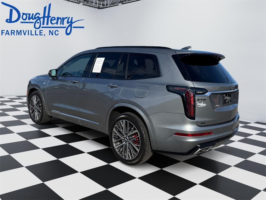 used 2024 Cadillac XT6 car, priced at $44,685