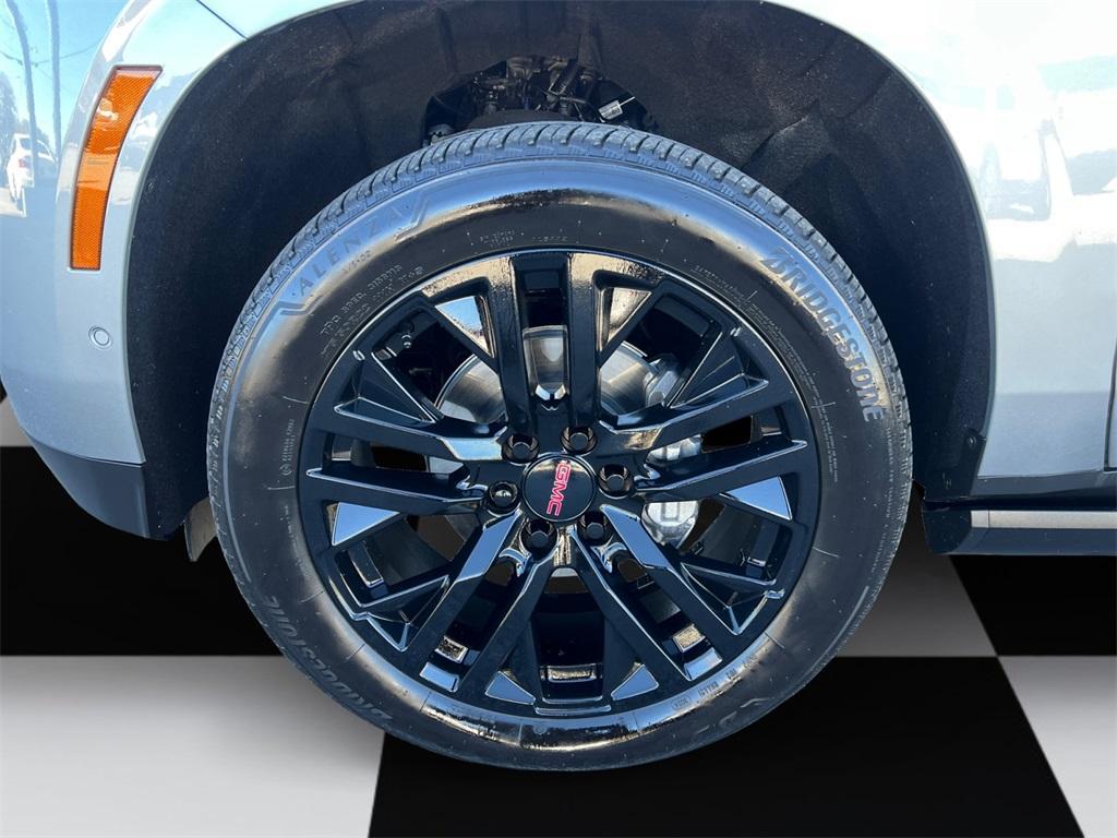 used 2025 GMC Yukon car, priced at $79,995