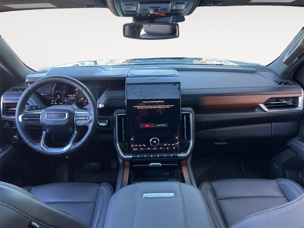 used 2025 GMC Yukon car, priced at $79,995