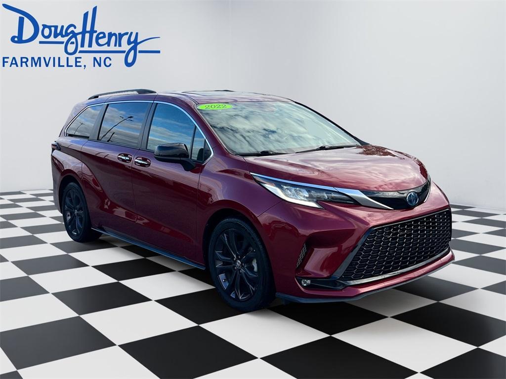 used 2022 Toyota Sienna car, priced at $31,995