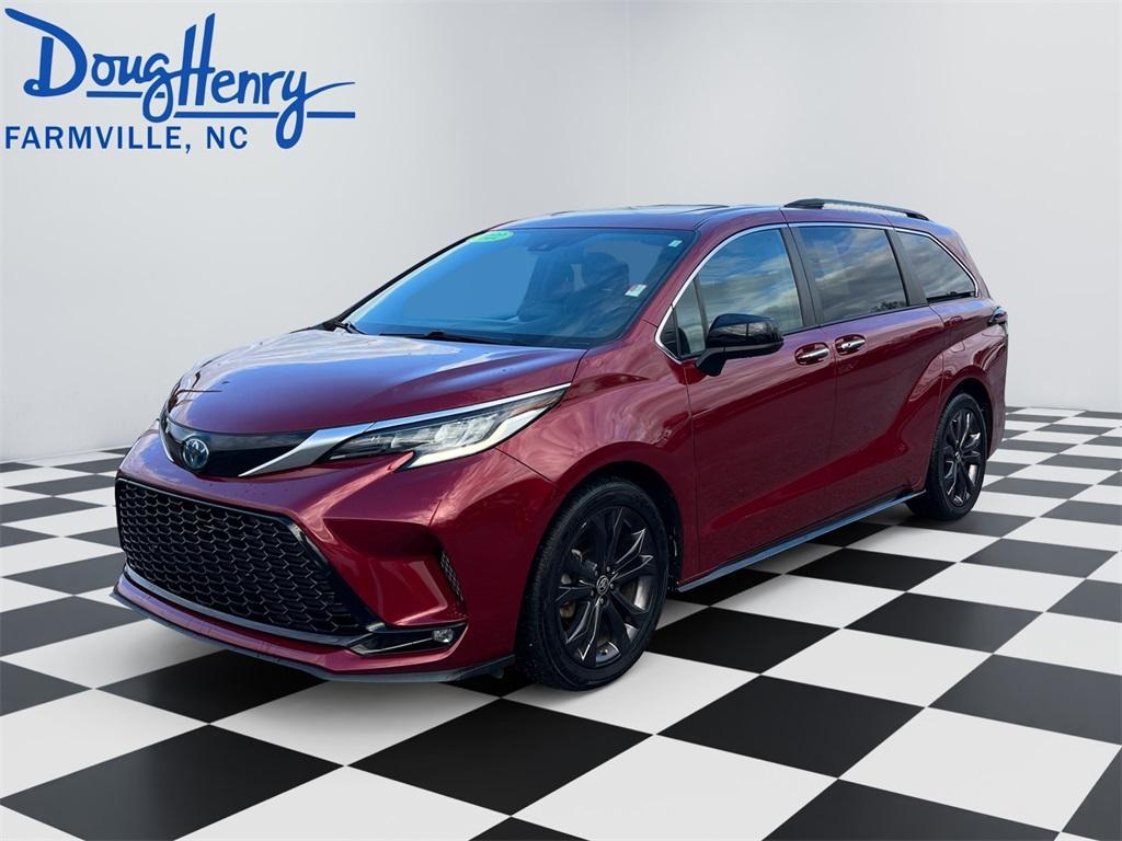 used 2022 Toyota Sienna car, priced at $31,995