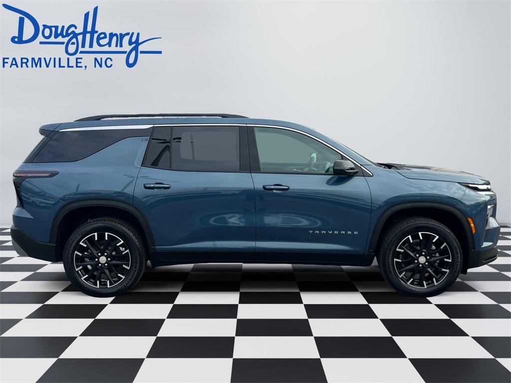 new 2026 Chevrolet Traverse car, priced at $44,635