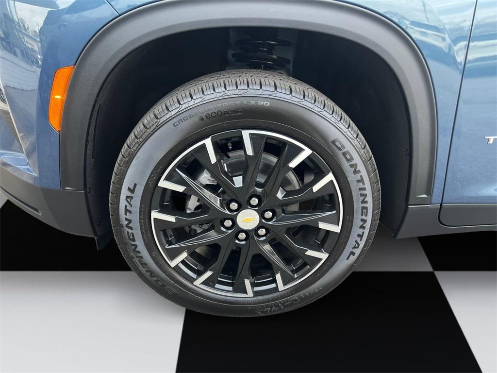 new 2026 Chevrolet Traverse car, priced at $44,635