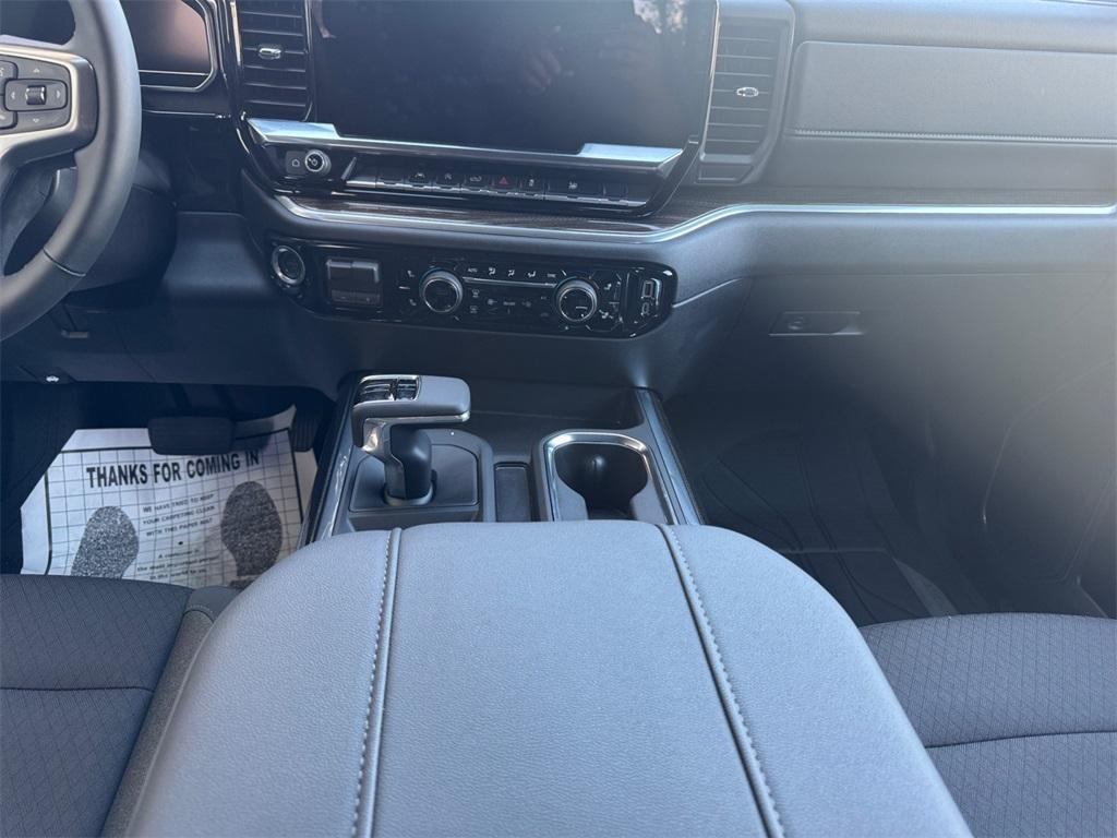 new 2025 Chevrolet Silverado 1500 car, priced at $58,868