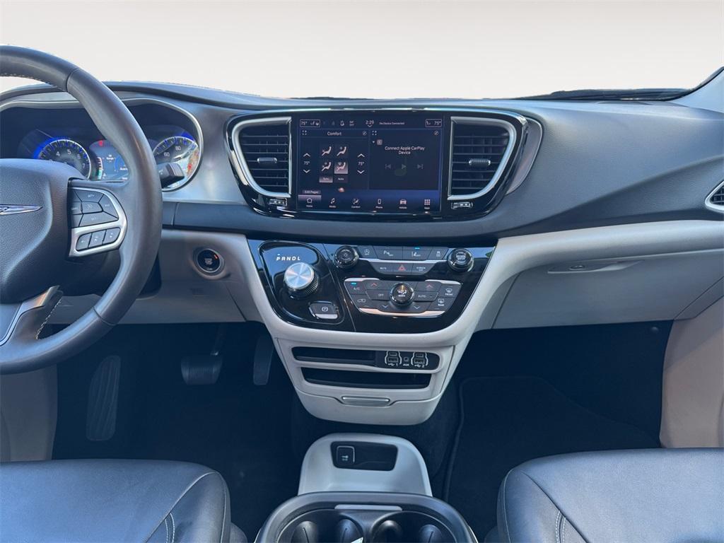 used 2024 Chrysler Pacifica car, priced at $28,269