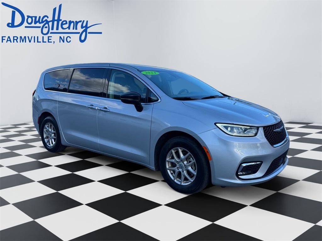 used 2024 Chrysler Pacifica car, priced at $28,269