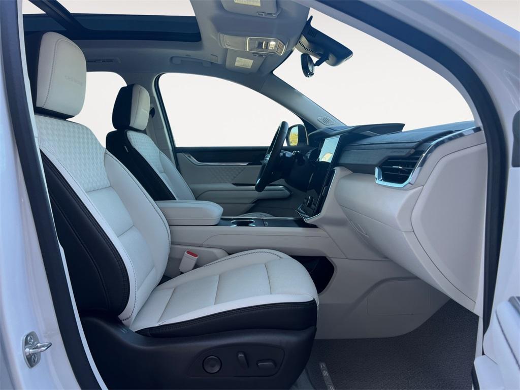 used 2025 GMC Acadia car, priced at $53,995