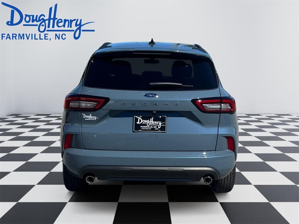 used 2024 Ford Escape car, priced at $24,995