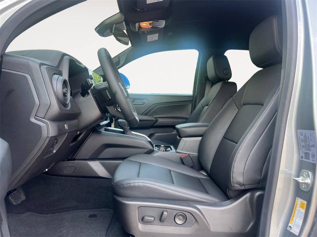 new 2025 Chevrolet Colorado car, priced at $45,533