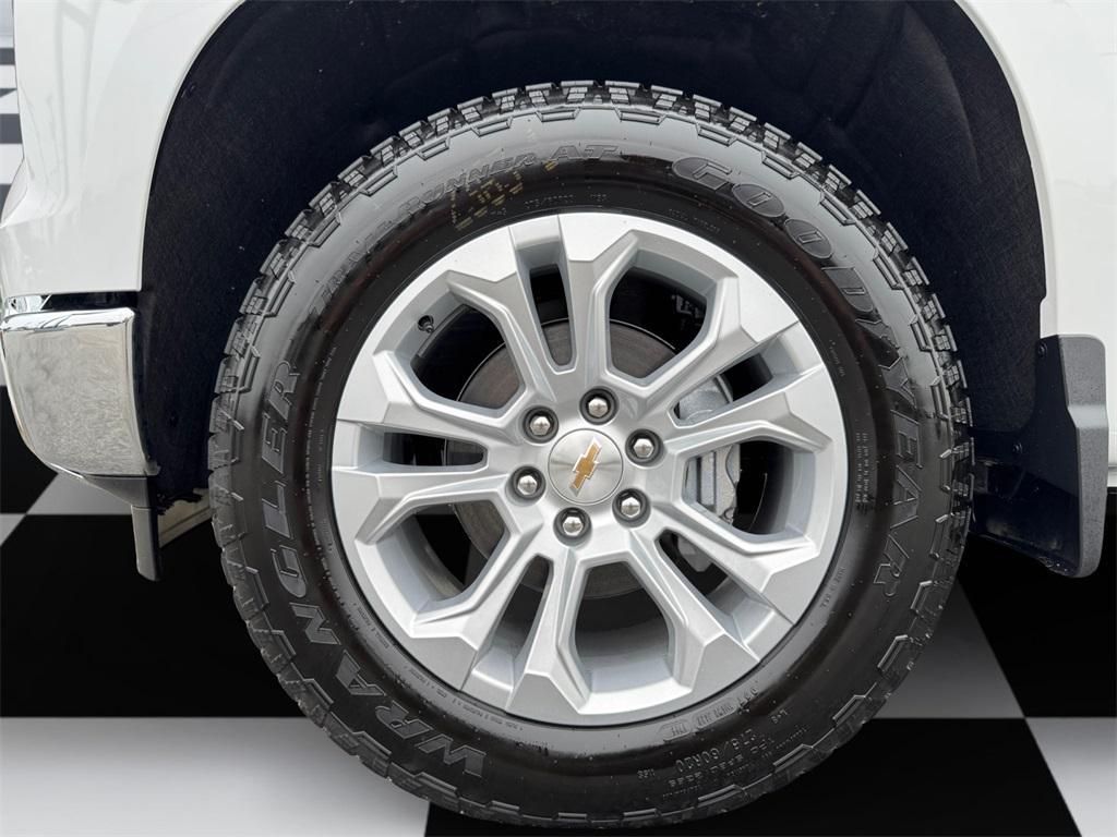 new 2025 Chevrolet Silverado 1500 car, priced at $65,276