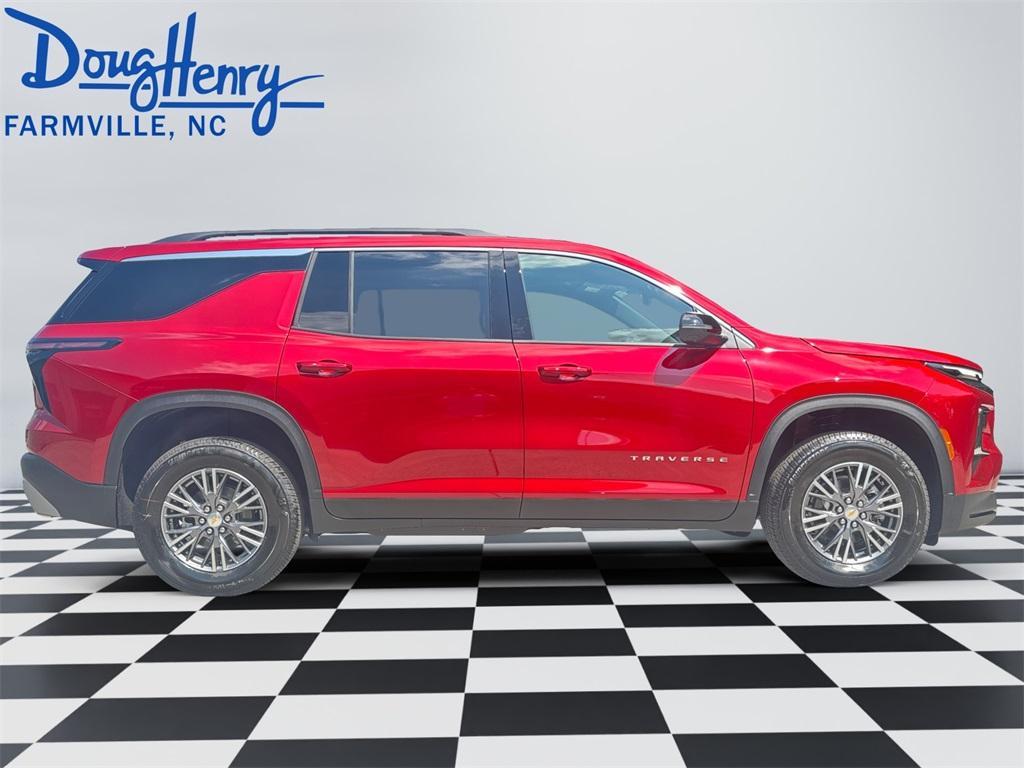new 2025 Chevrolet Traverse car, priced at $39,701