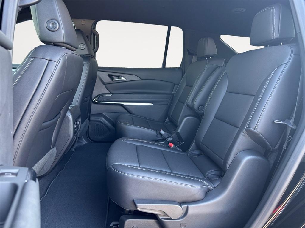 new 2026 Chevrolet Traverse car, priced at $41,860