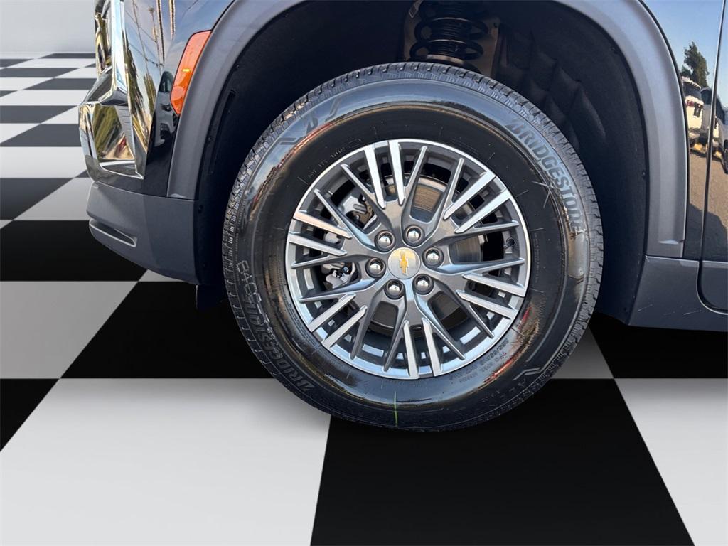 new 2026 Chevrolet Traverse car, priced at $41,860