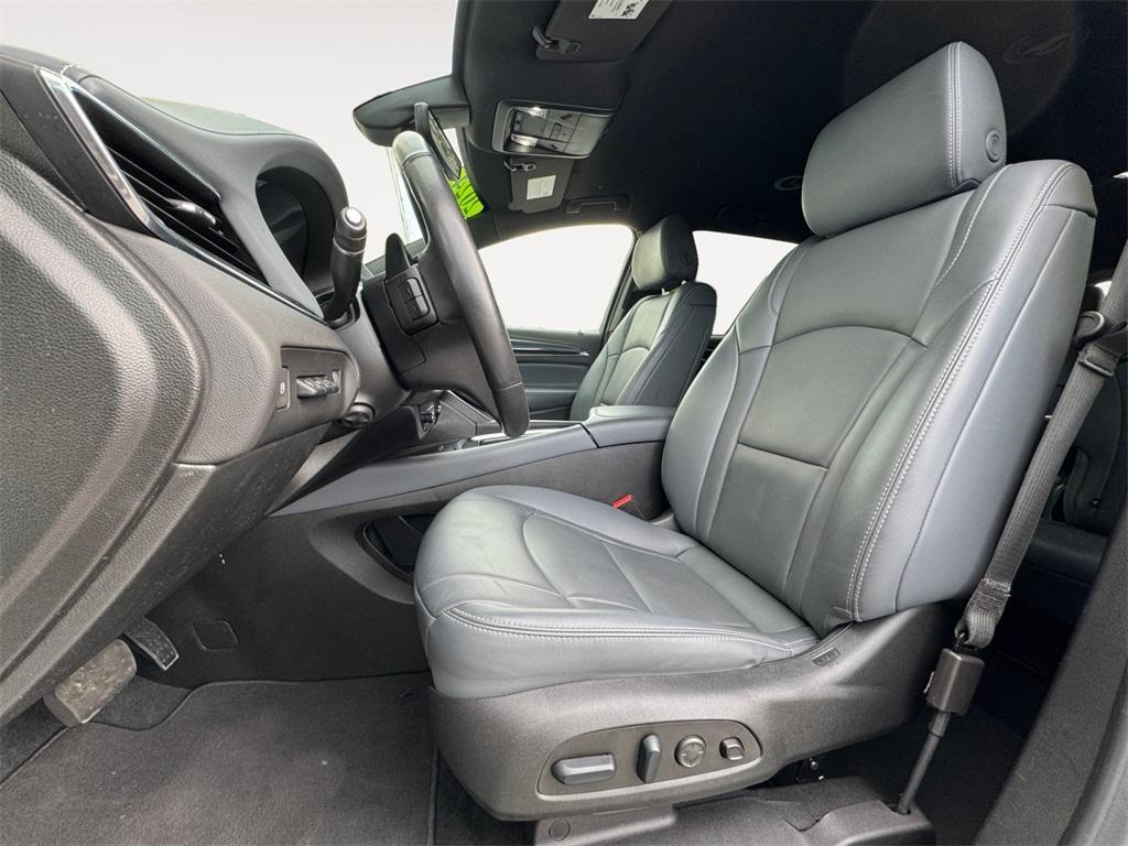 used 2024 Buick Enclave car, priced at $31,271