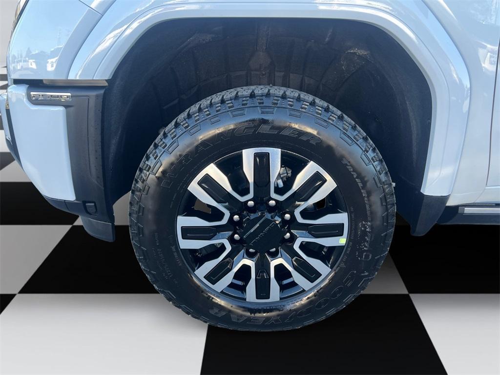 new 2026 GMC Sierra 2500 car, priced at $95,360