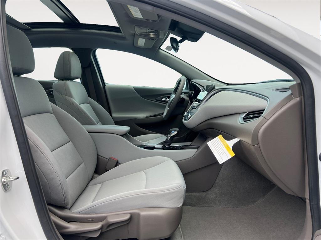 new 2025 Chevrolet Malibu car, priced at $26,995