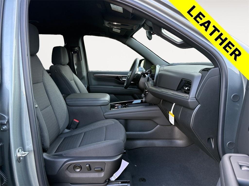 new 2025 Chevrolet Tahoe car, priced at $63,803