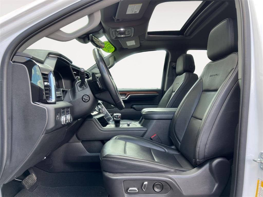 used 2023 GMC Sierra 1500 car, priced at $49,995
