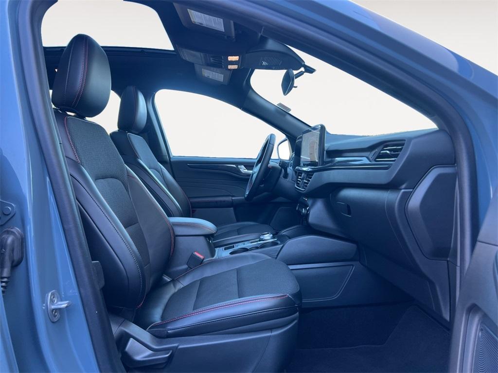 used 2024 Ford Escape car, priced at $24,995