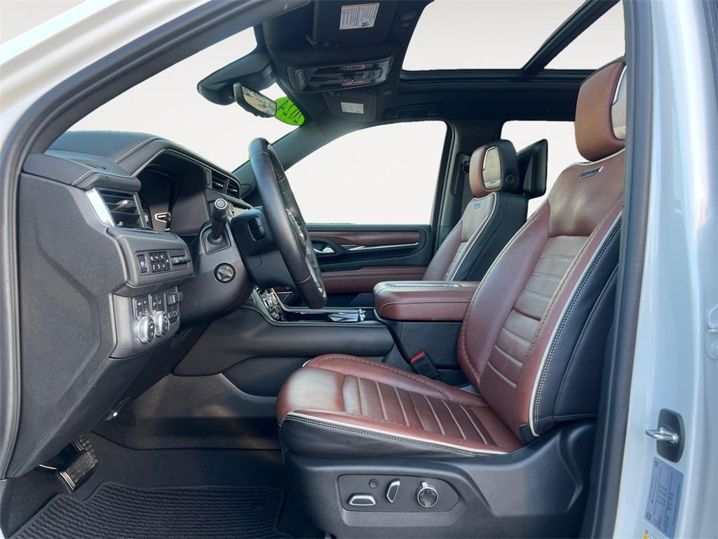 used 2024 GMC Yukon car, priced at $82,995