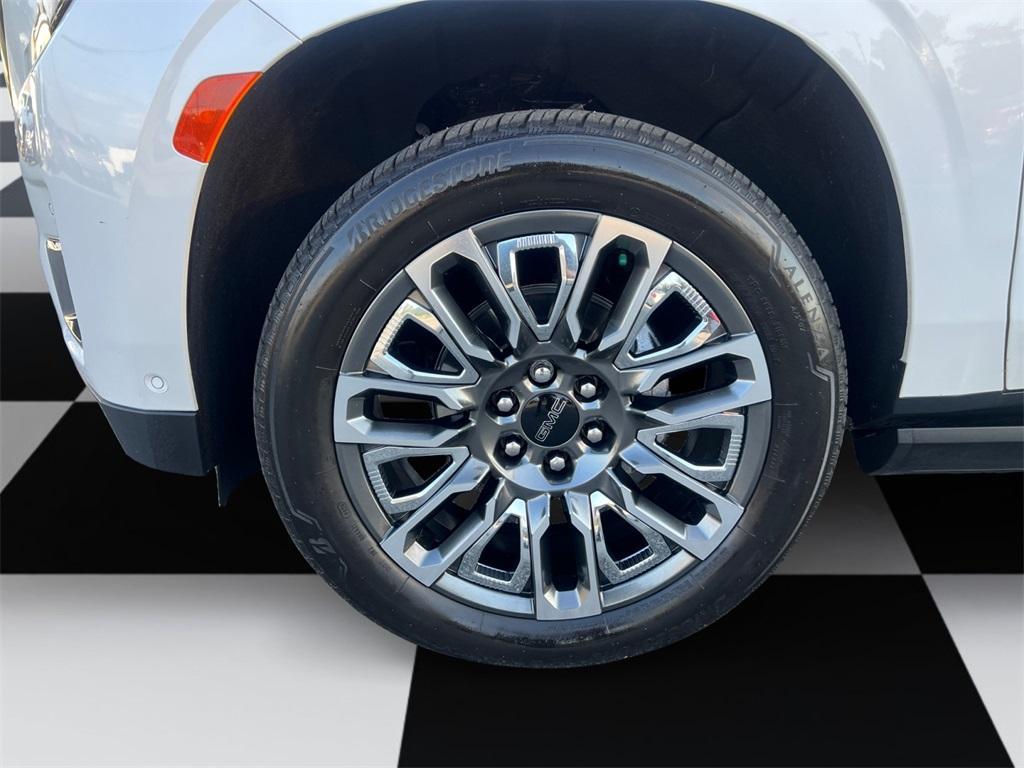 used 2024 GMC Yukon car, priced at $82,995