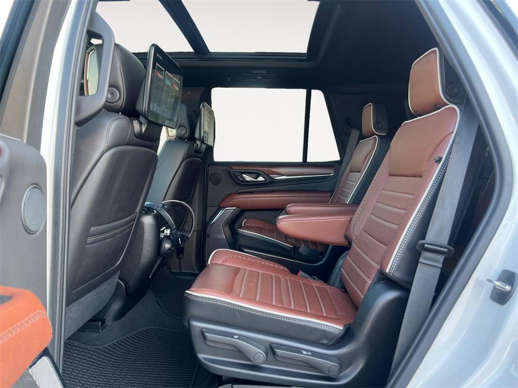 used 2024 GMC Yukon car, priced at $82,995