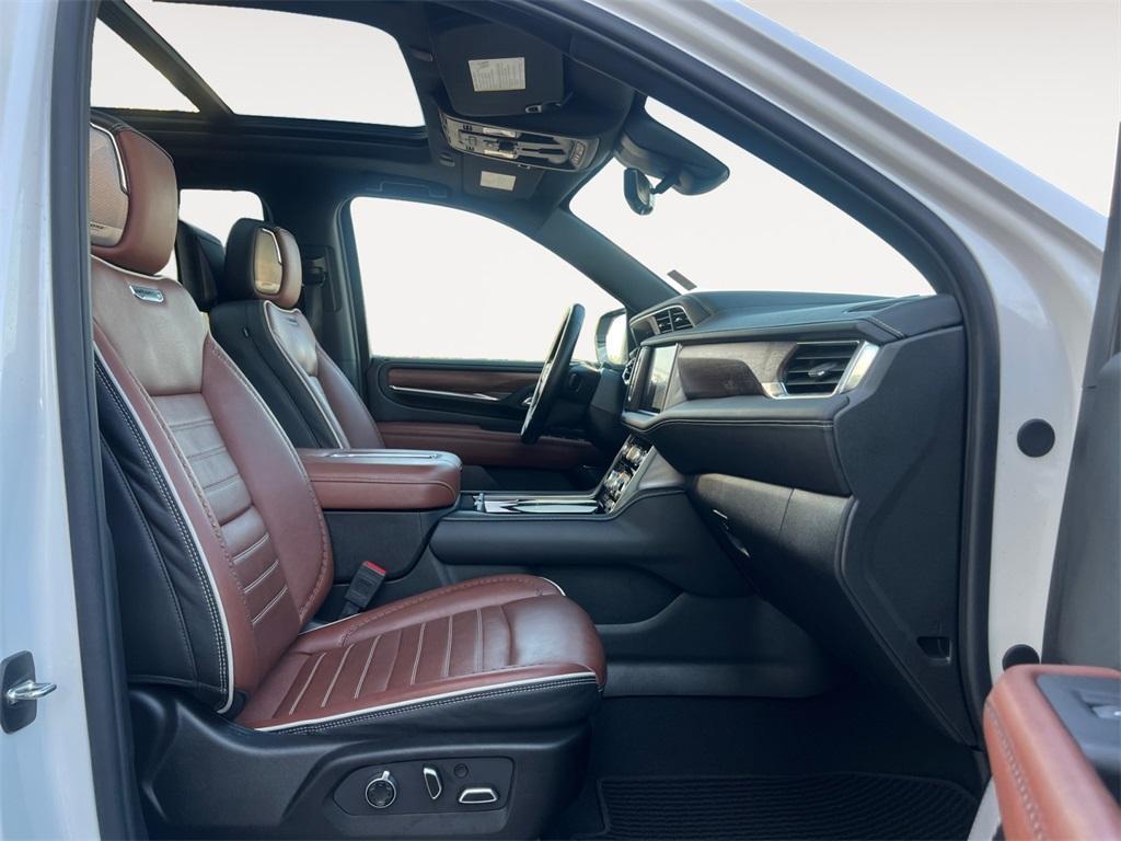 used 2024 GMC Yukon car, priced at $82,995