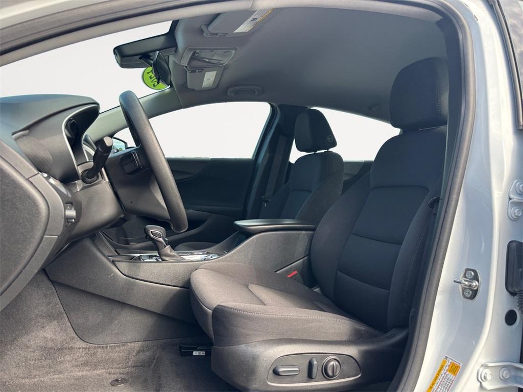 used 2024 Chevrolet Malibu car, priced at $18,995